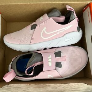 Brand New* NIKE Flex Runner 2